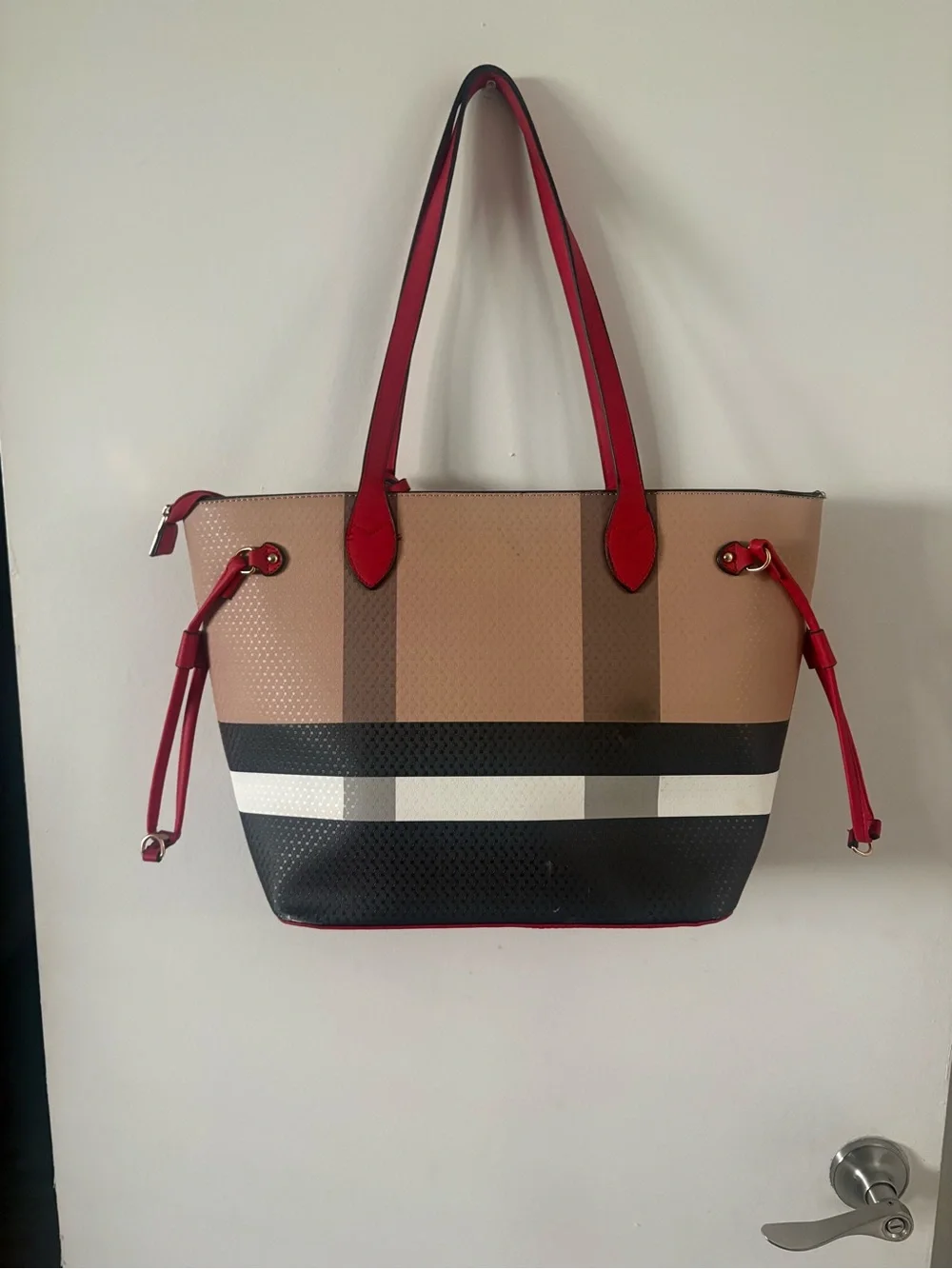 Stylish Bee Accent Tote Bag in Tan, Black & Red